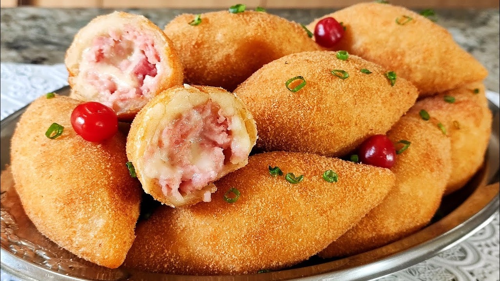 Enrolado de Presunto e Queijo pct 10und
